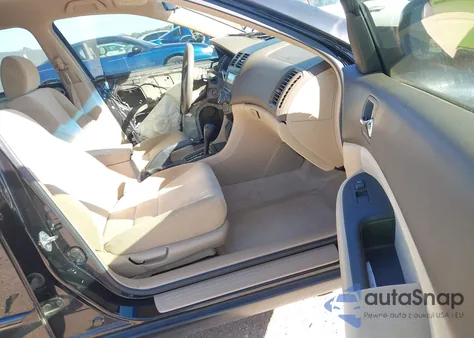 2004 Honda Accord 2.4 Lx z USA, uszkodzony, nr VIN 3HGCM56364G710992